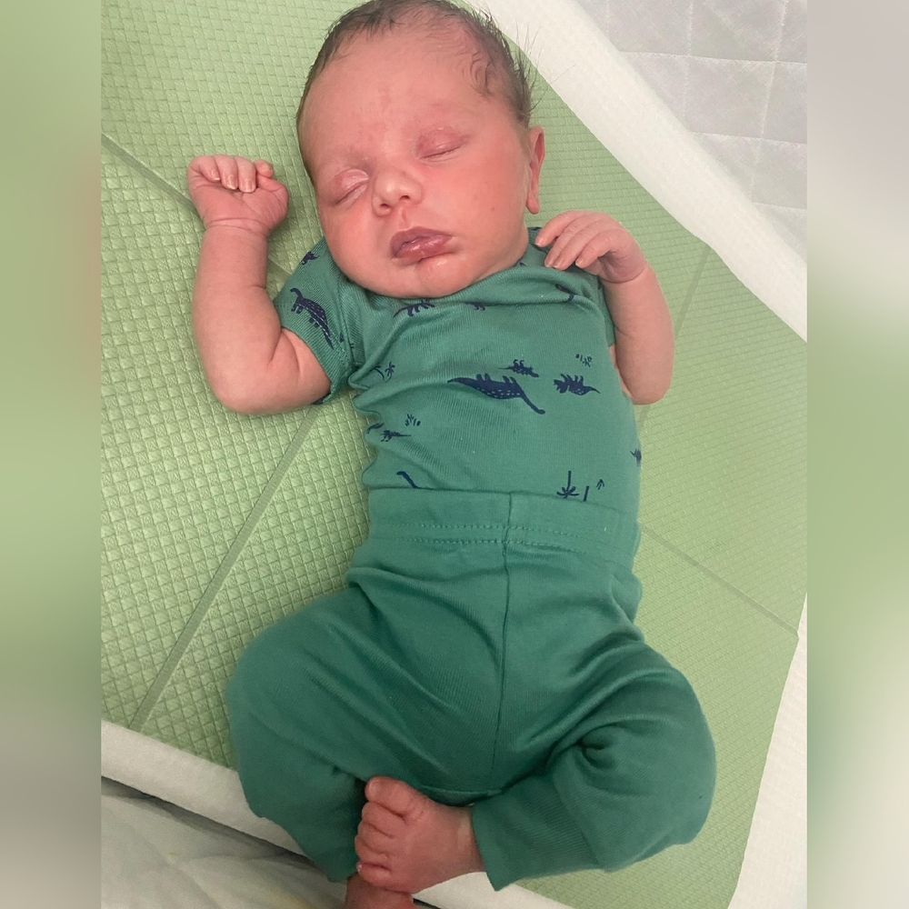 BABY Elijah HOME SUNDAY VISITED MON MY FAMILY 🏡